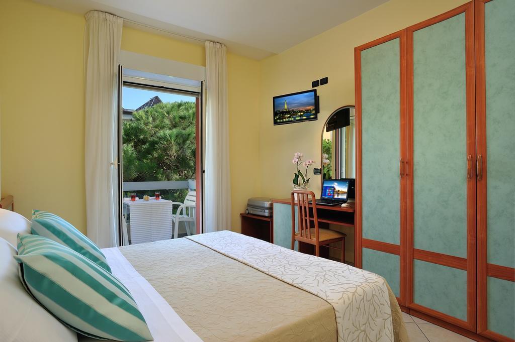 Hotel Riviera B&B ميسانو ادرياتيكو المظهر الخارجي الصورة